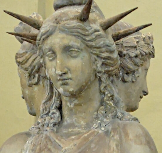 Hekate_Hecate_Statue_of_Liberty_inspiration